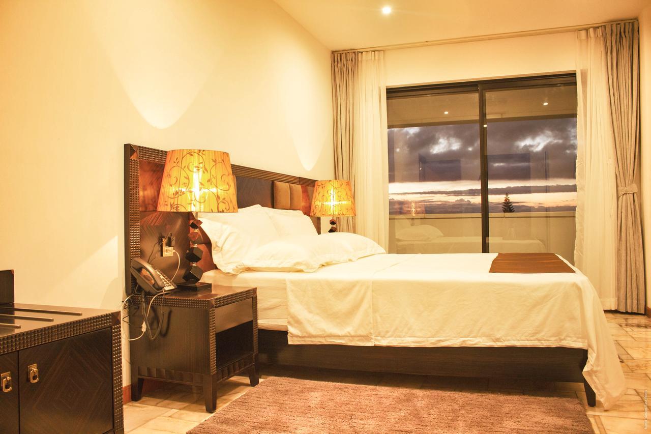 The Streamliner Hotel Apartment Toamasina Kültér fotó