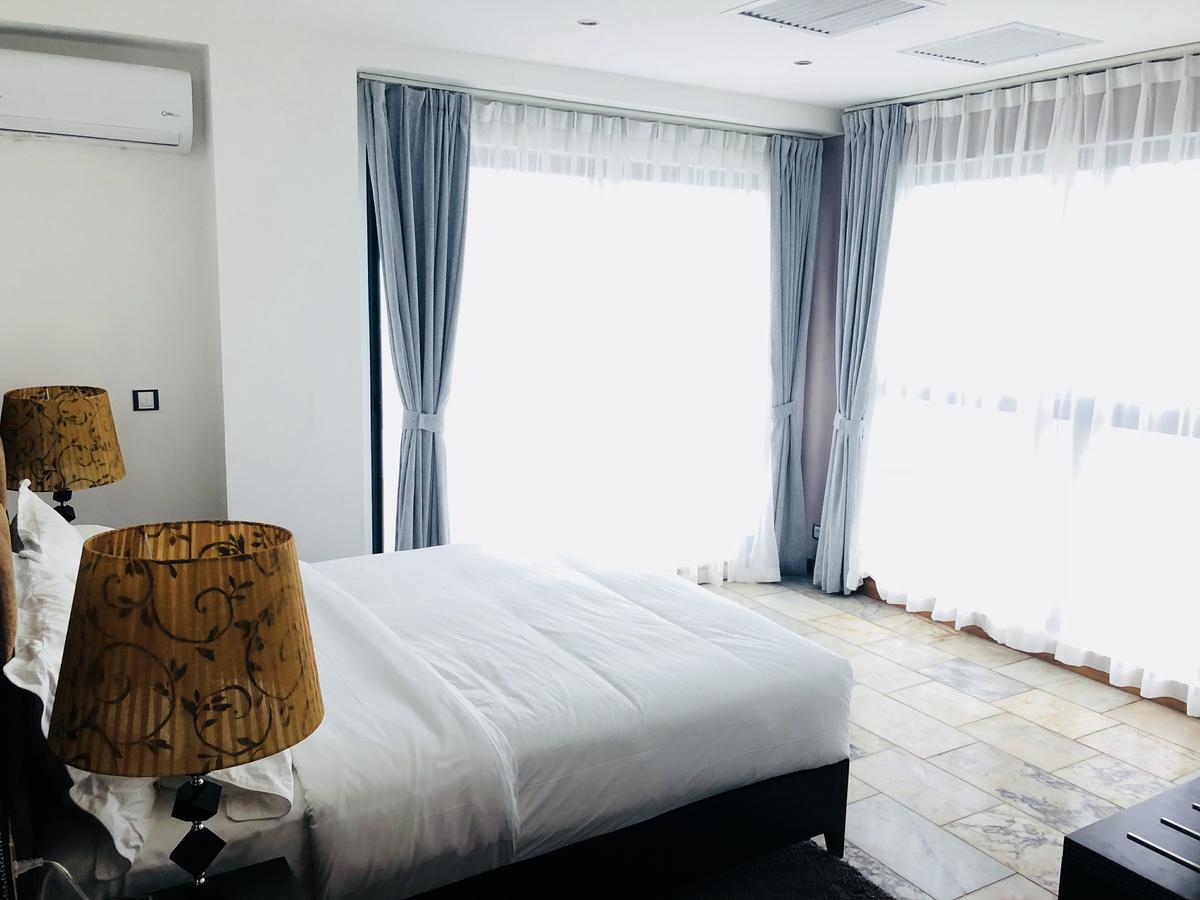 The Streamliner Hotel Apartment Toamasina Kültér fotó
